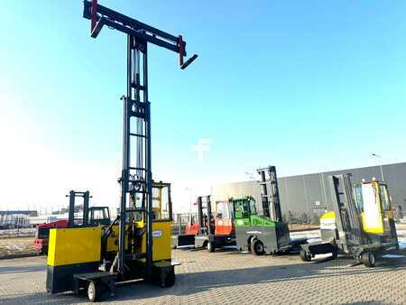 Combilift C2500 EST/ELECTRIC /Only 1449 hours/ battery reconditioned,efficiency of 81%.