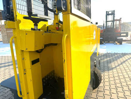 Combilift C2500 EST/ELECTRIC /Only 1449 hours/ battery reconditioned,efficiency of 81%. | 13