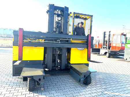 Combilift C2500 EST/ELECTRIC /Only 1449 hours/ battery reconditioned,efficiency of 81%. | 2