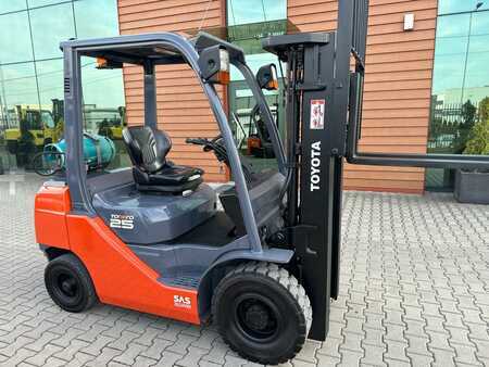 Toyota  02-8FGF25 // LPG // 2018 year // Triplex 4300 mm // | 4
