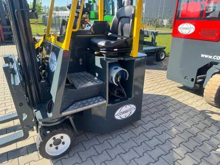 Combilift CB3000 // 2016 year // Triplex // positioner +side shift | 15