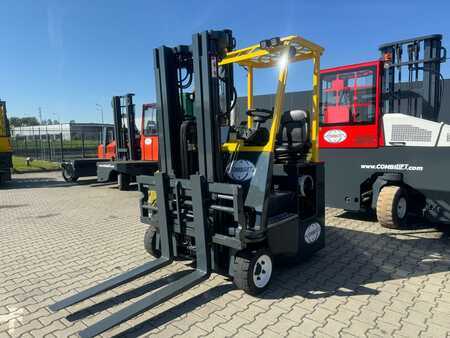 Combilift CB3000 // 2016 year // Triplex // positioner +side shift | 3