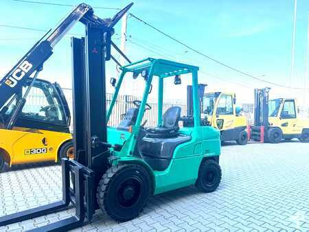 Mitsubishi FD35NT / Diesel/6012 hours / New price