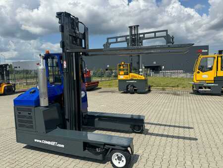 Combilift C3000/ Triplex 7450 mm /Only  5646 hours !!! | 6