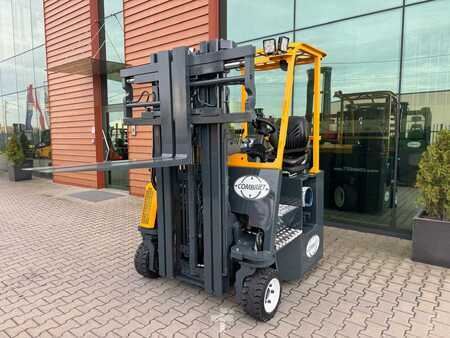 Combilift CB3000 //2017 year // Toyota engine