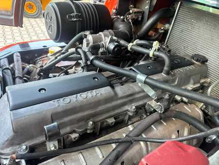 Toyota  7FG40 -Wide Positioner + sideshift/New price | 13