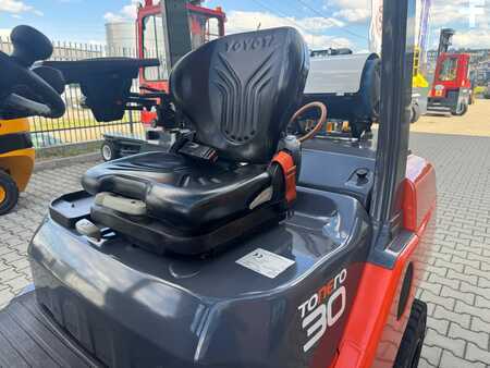 Toyota  06-8FGF30 //  2021 year // New price | 7