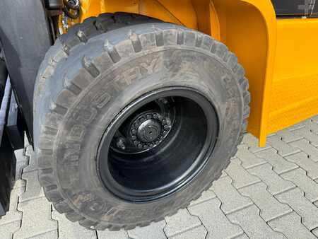 Hyster Yale GLP70 /Forks positioner + sideshift //Only 4071 hours !!! | 14