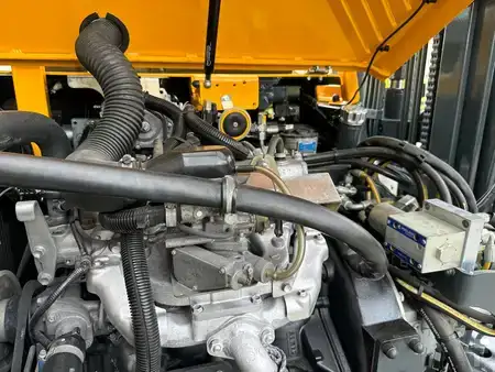 Combilift CB3000 //2017 year // Toyota engine | 13