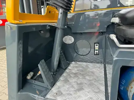 Combilift CB3000 //2017 year // Toyota engine | 20