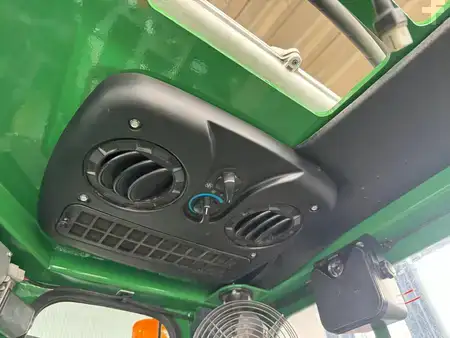 Combilift C4500/ Diesel /Triplex 6000 mm/Air condition | 8