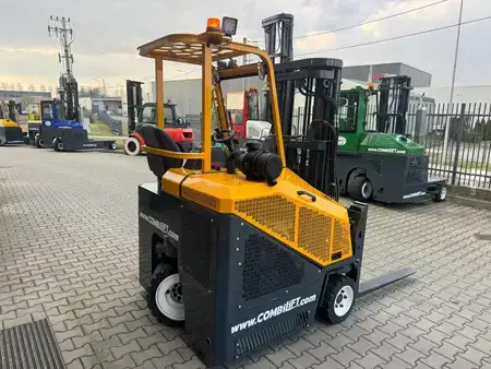 Combilift CB3000 //2016 year // Toyota engine | 17