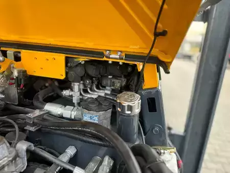 Combilift CB3000 //2016 year // Toyota engine | 13