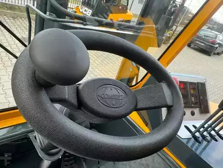 Combilift CB3000 //2016 year // Toyota engine | 9